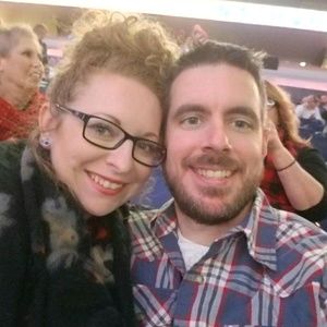 Meet your Posher, Shea